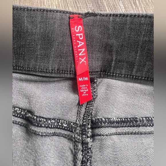 Spanx Pull On Stretch Skinny Raw Hem Jeans Vintage Gray Medium - Picture 6 of 11